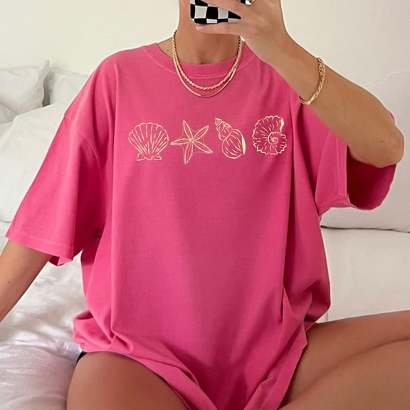 SeaShell Shirt, Preppy Beach T-Shirt, Gift for Teen Girls, Coastal Aesthetic Tee, Oversized Ocean Lover SeaShell T-Shirt