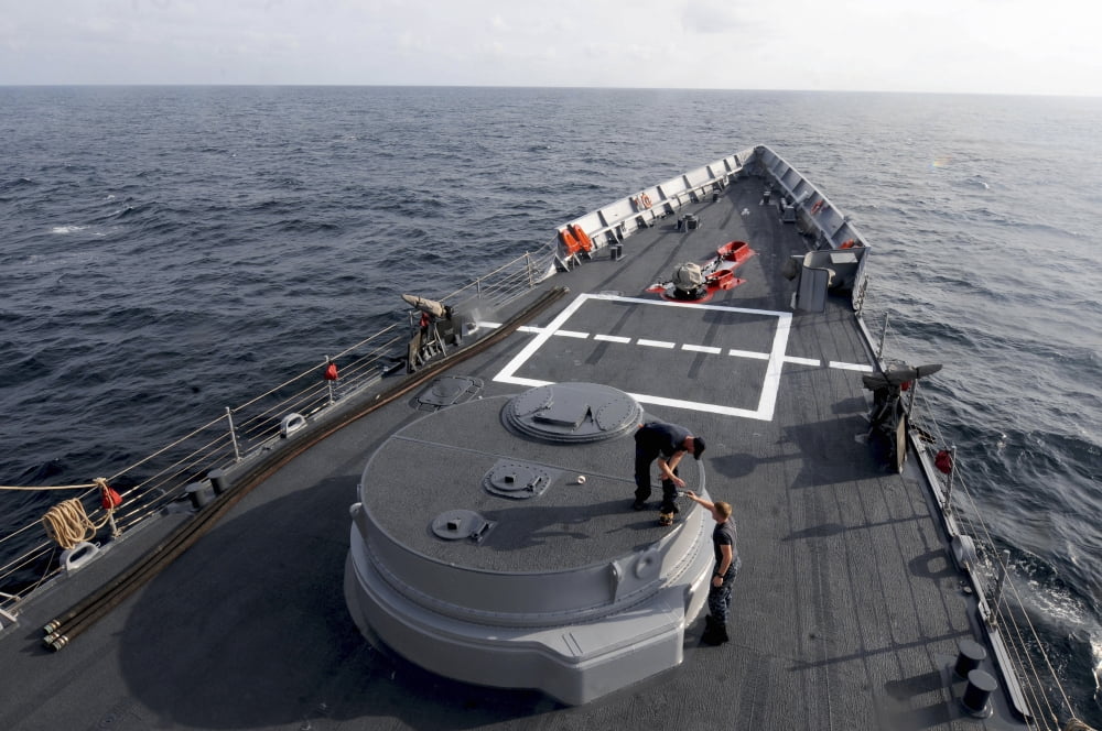 Seamen on the forecastle of the guided-missile frigate USS Simpson Canvas Art - Stocktrek Images (35 x 23)