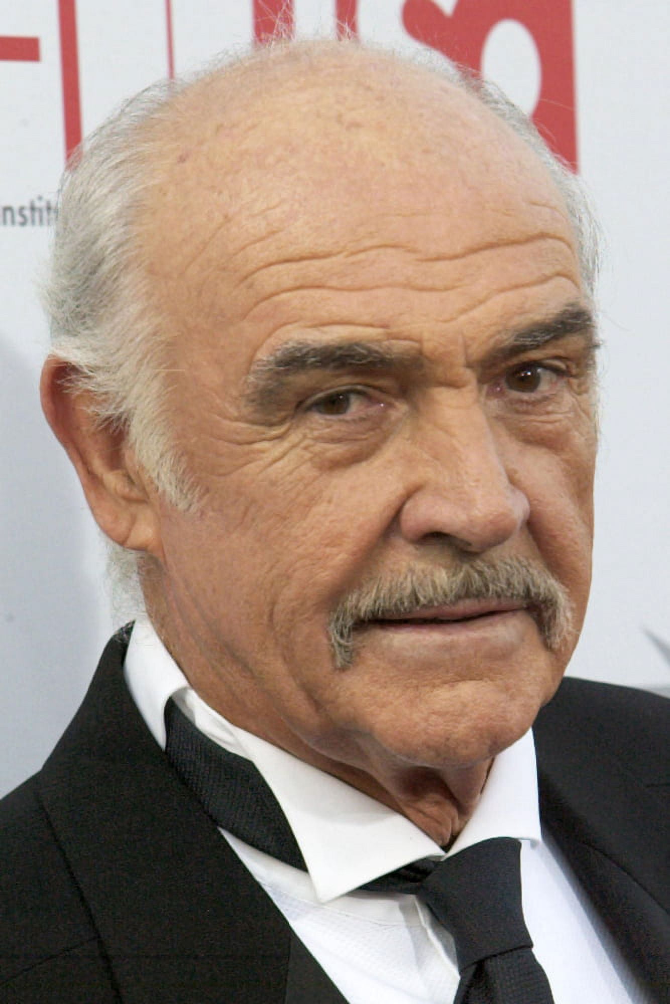 Sean Connery At Arrivals For 34Th American Film Institute (Afi) Life Achievement Award A Tribute To Sir Sean Connery Canvas Art -  (16 x 20)