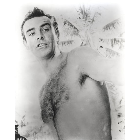 Sean Connery shirtless Photo Print (8 x 10)