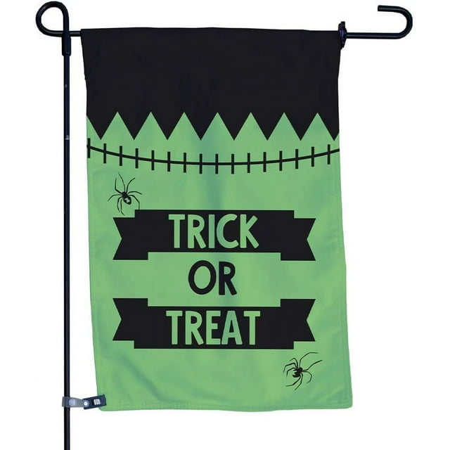 Seasonal Trick or Treat Garden Flag, Double-Sided Outdoor Garden Flag and Flagpole, Decorative Flag for Homes, 12 x 18 Inch Flag with 36 Inch Flagpole