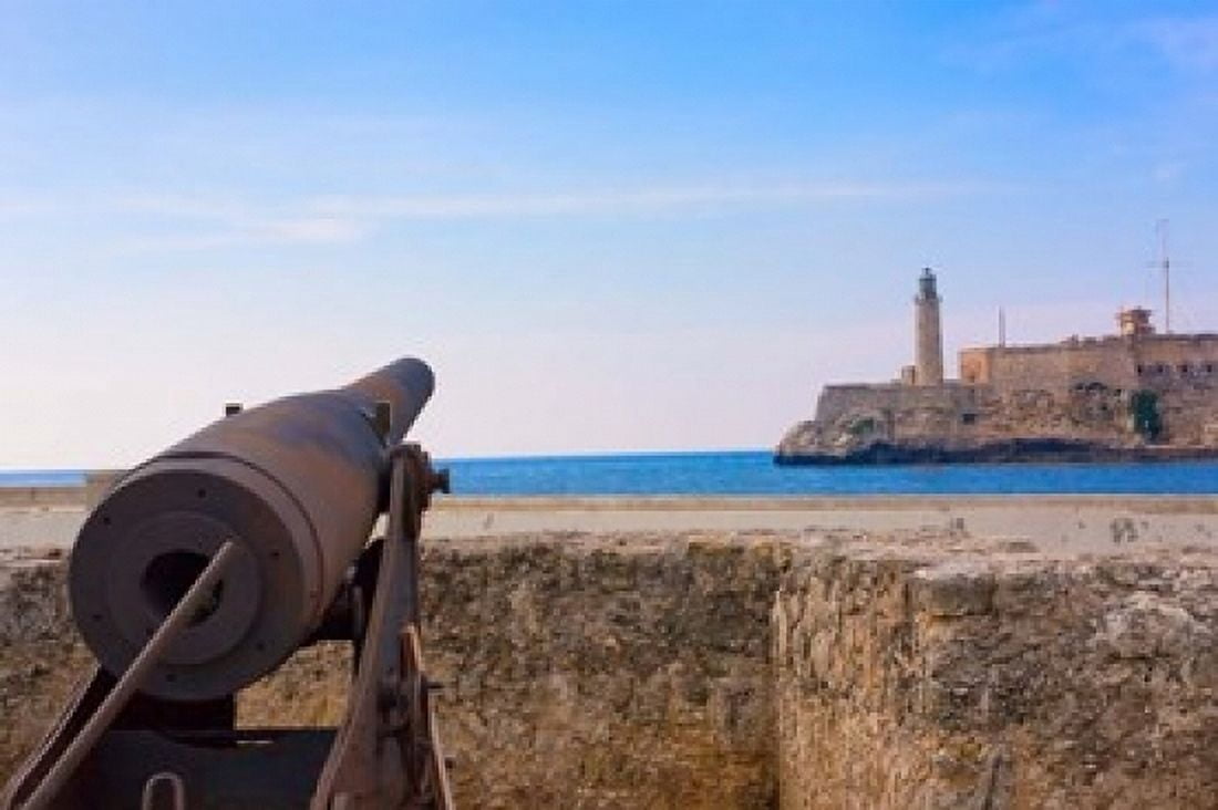 Seawall El Morro Fort Fortification Havana UNESCO World Heritage site Cuba Canvas Art - Keren Su DanitaDelimont (19 x 12)