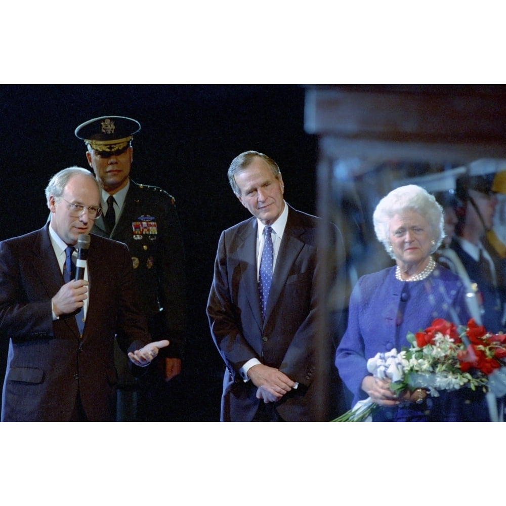 Sec. Of Defense Dick Cheney And Gen. Colin Powell Host A Ceremony In Honor Of Outgoing President Bush. Jan. 14 1993.