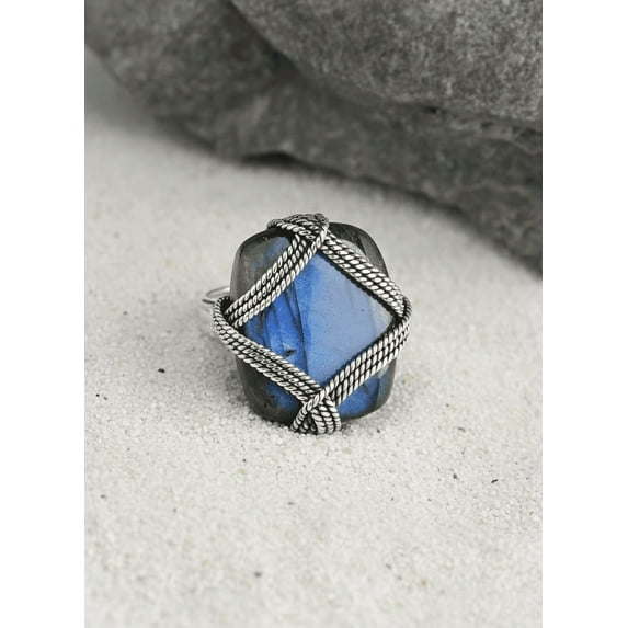 Sechi Blue Labradorite 925 Sterling Silver Rope Design Cocktail Ring (9)