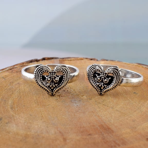 Sechi Sterling Silver Heart Design Toe Rings for Women, Pack of 2, Oxidized Finish