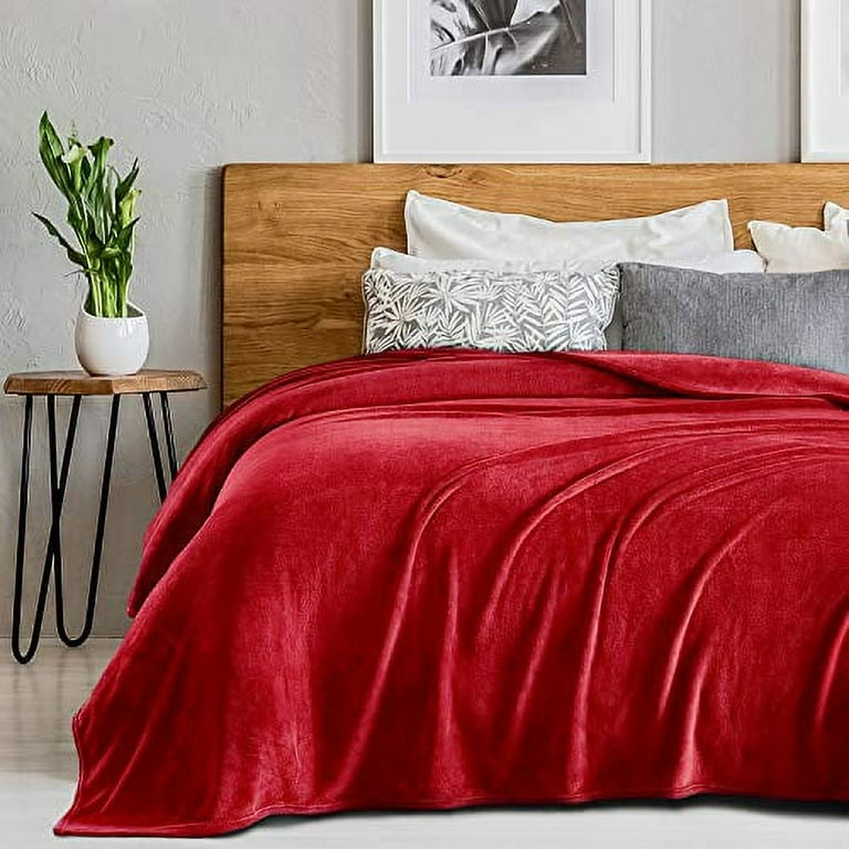 Red plush blanket queen hotsell