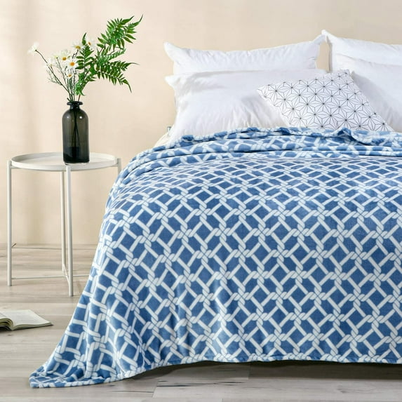 Sedona House KTBK5002 Printed Soft Warm Lightweight Flannel Blanket 90x95 King Size Navy
