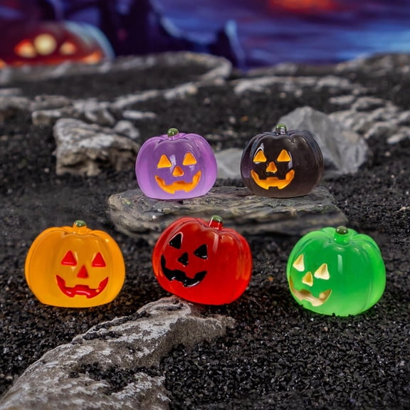 SeekLGT Halloween Green Pumpkins, Glow in the Dark Miniature Resin Pumpkin Figurine, Luminous Fall Tabletop Ornament for Indoor Home Craft Desk Cake Decor, 1 Pc