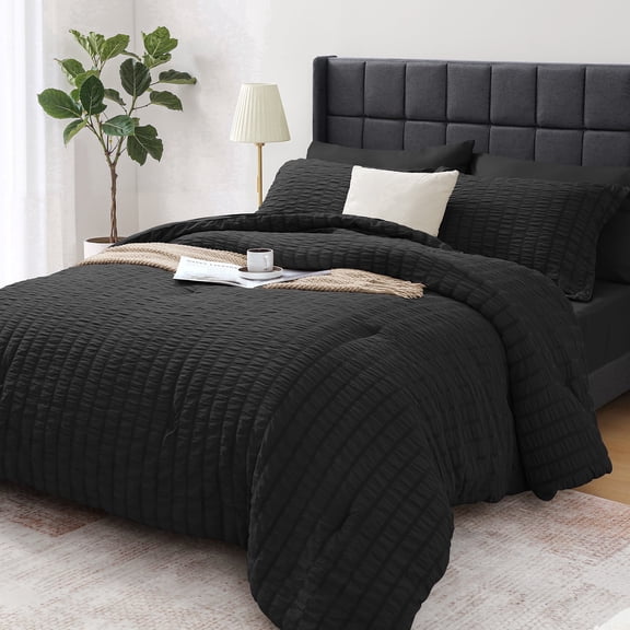 Vccoem 7 Piece Queen Comforter Set, Bed in a Bag with Sheets, Pillowcases & Shams, All Season Soft Bedding, Cozy and Lightweight, Machine Washable, Black
