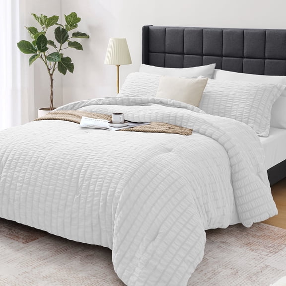 Vccoem 7 Piece Queen Comforter Set, Bed in a Bag with Sheets, Pillowcases & Shams, All Season Soft Bedding, Cozy and Lightweight, Machine Washable, White