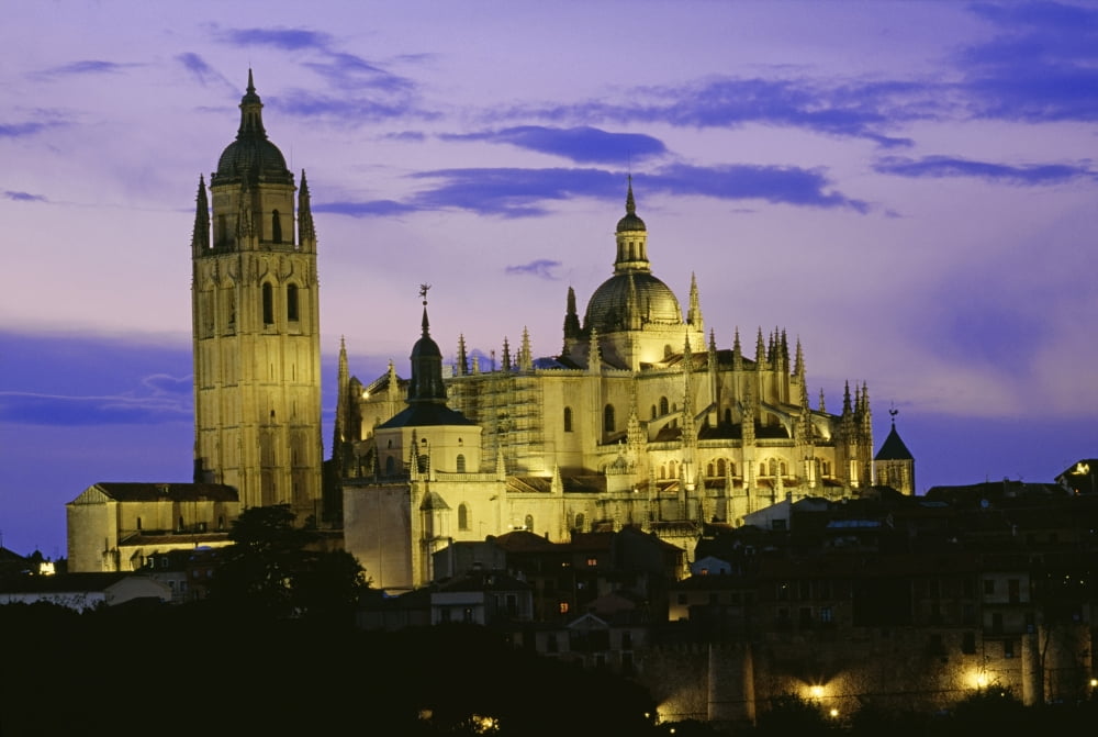 Segovia Cathedral Segovia Castile And Leon Spain Canvas Art - Bilderbuch Design Pics (18 x 12)