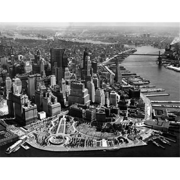 Selected Artworks Aerial View of Manhattan Poster Print by Anonymous - Small