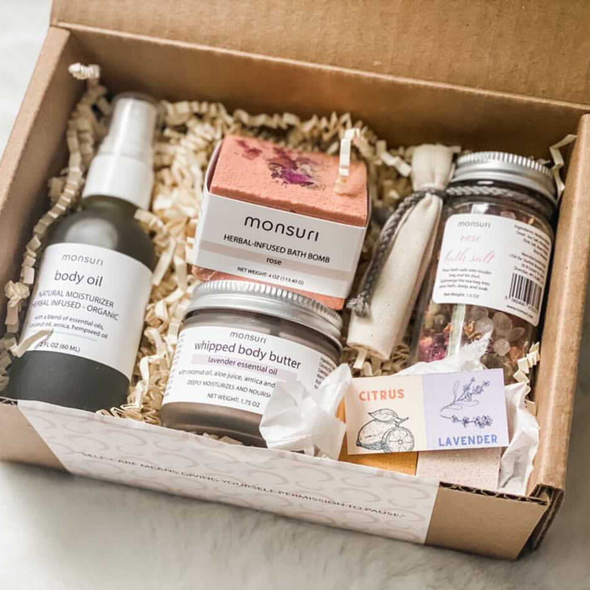 https://i5.walmartimages.com/seo/Self-Care-Gift-Basket-for-Mom-New-Mommy-Care-Package-Pampering-Gift-Set-with-Bath-Accessories-and-Natural-Skincare-Products_947239cf-e095-483b-9137-276ebf9bc651.67d9743ee3775ec63996dbf95e29c342.jpeg