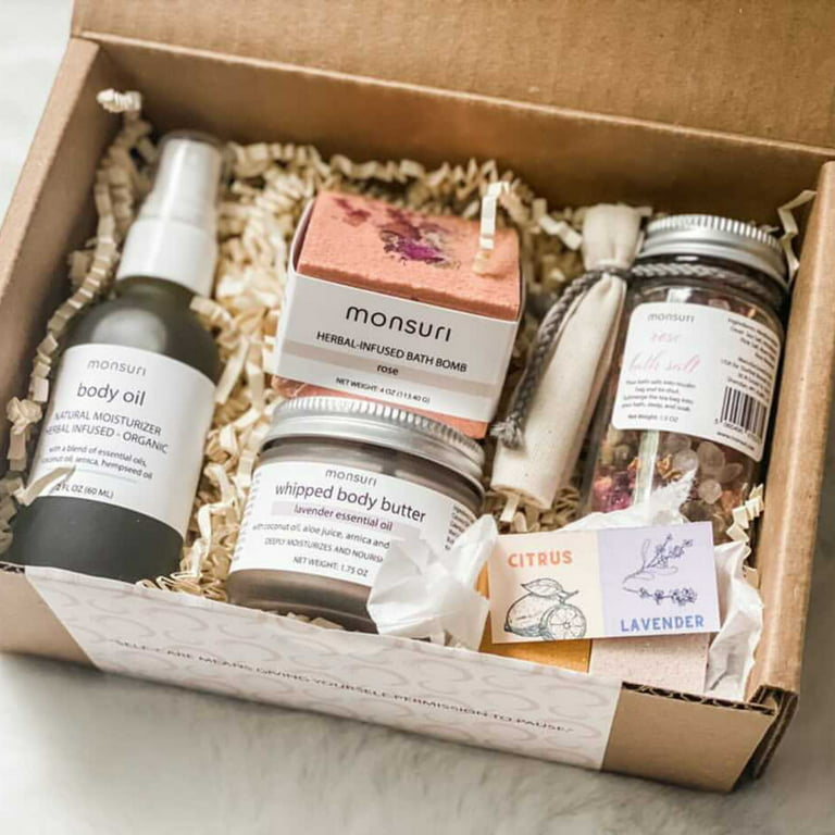 https://i5.walmartimages.com/seo/Self-Care-Gift-Basket-for-Mom-New-Mommy-Care-Package-Pampering-Gift-Set-with-Bath-Accessories-and-Natural-Skincare-Products_947239cf-e095-483b-9137-276ebf9bc651.67d9743ee3775ec63996dbf95e29c342.jpeg?odnHeight=768&odnWidth=768&odnBg=FFFFFF