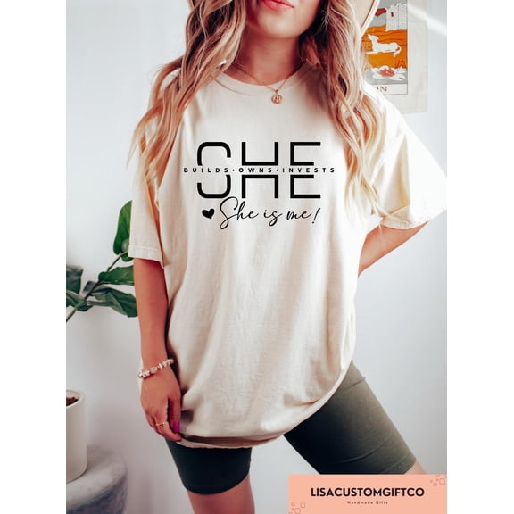 Selvi She Is Me Entrepreneur Mom Graphic T-Shirt CEO Women Inspiration Gift Style, Full size S-5XL