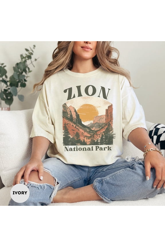 Selvi Zion National Park T-Shirt Retro Utah Travel Tee for Nature and Adventure Enthusiasts, Full size S-5XL