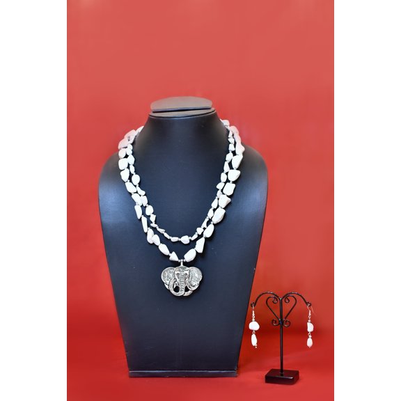 De-Lemon Semi-Precious White Stone Necklace, 14 in