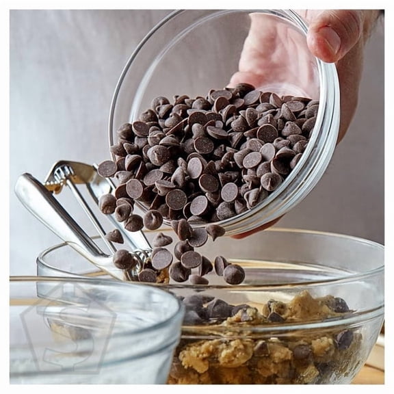 Clasen Quality Chocolate Semi-Sweet 1M Chocolate Chips 50 lb.