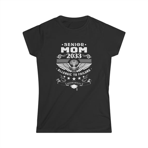 Senior 2033 Mom Graduate Cute Class of 2033 Shirt 2033 Shirts for Women