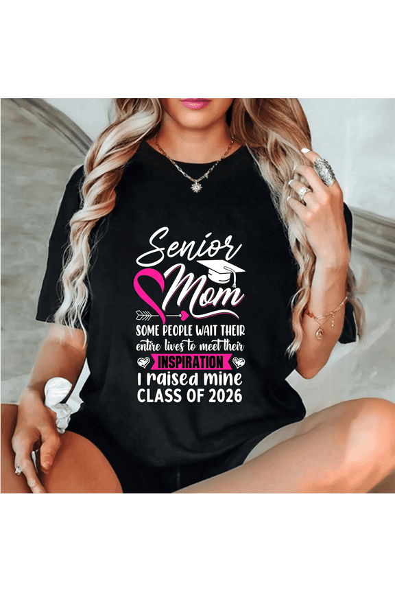 Senior Mom 2026 Inspirational Graduation T-Shirt, Women’s Pink Heart & Grad Cap Short Sleeve Tee for Grad Celebrations 2XL