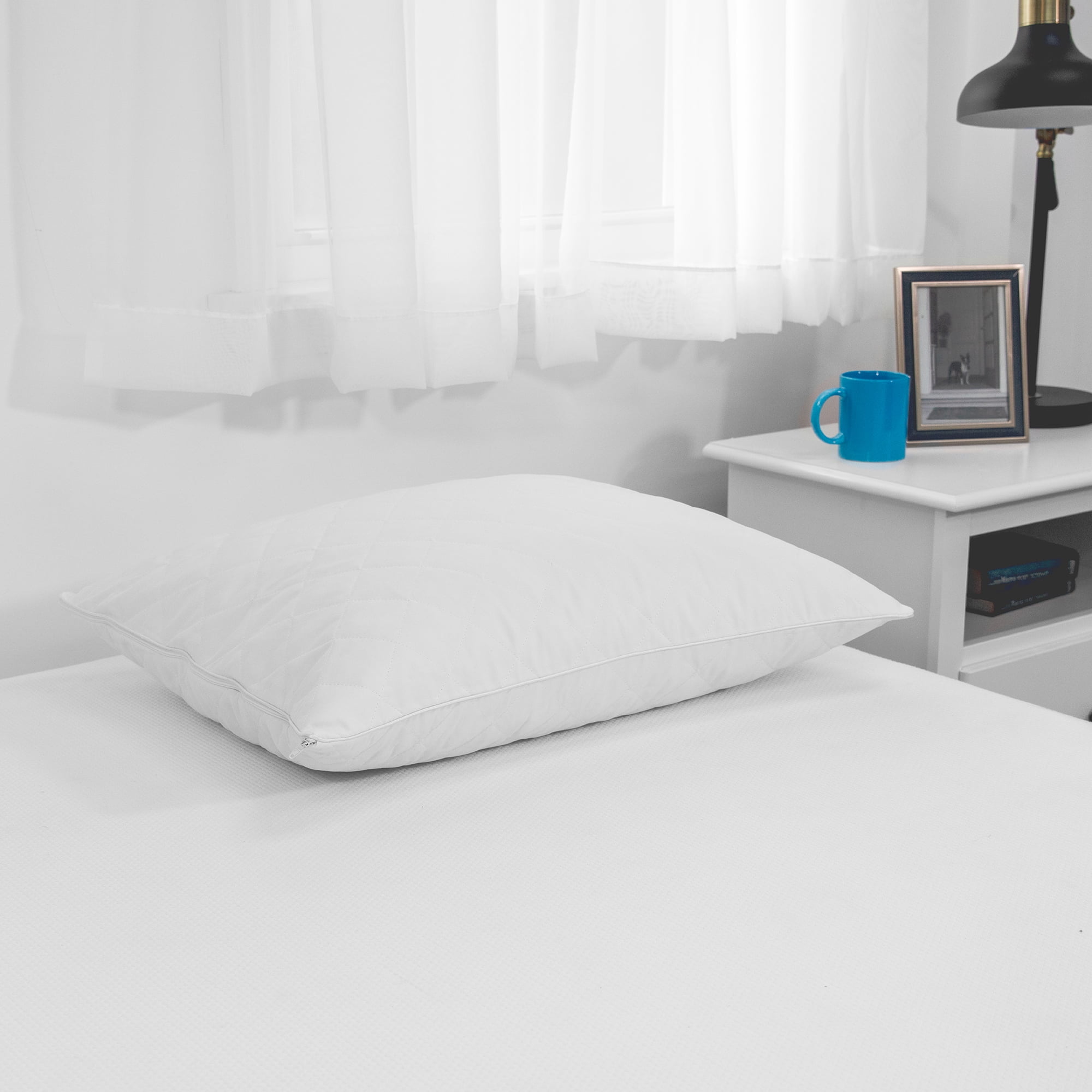 SensorPEDIC Quilted Dream Plus Memory Foam Pillow Std (White