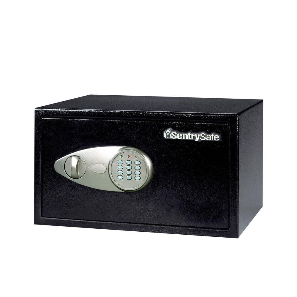 Sentry QE4531 Sentry Fire and Water Resistant Digital Data Storage with USB  Port - Amazon.com