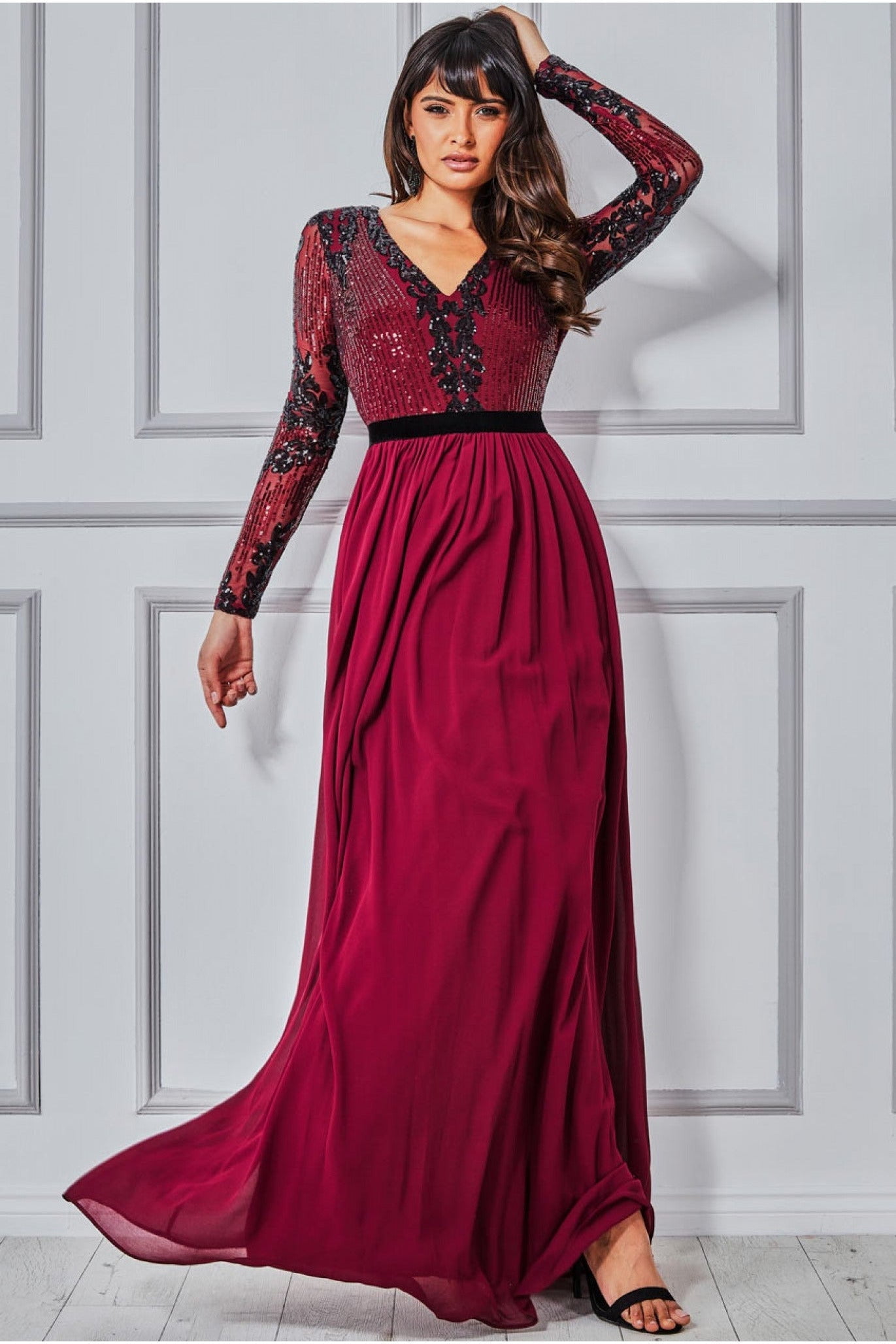 Glittering neckline velvet dress, Bardot