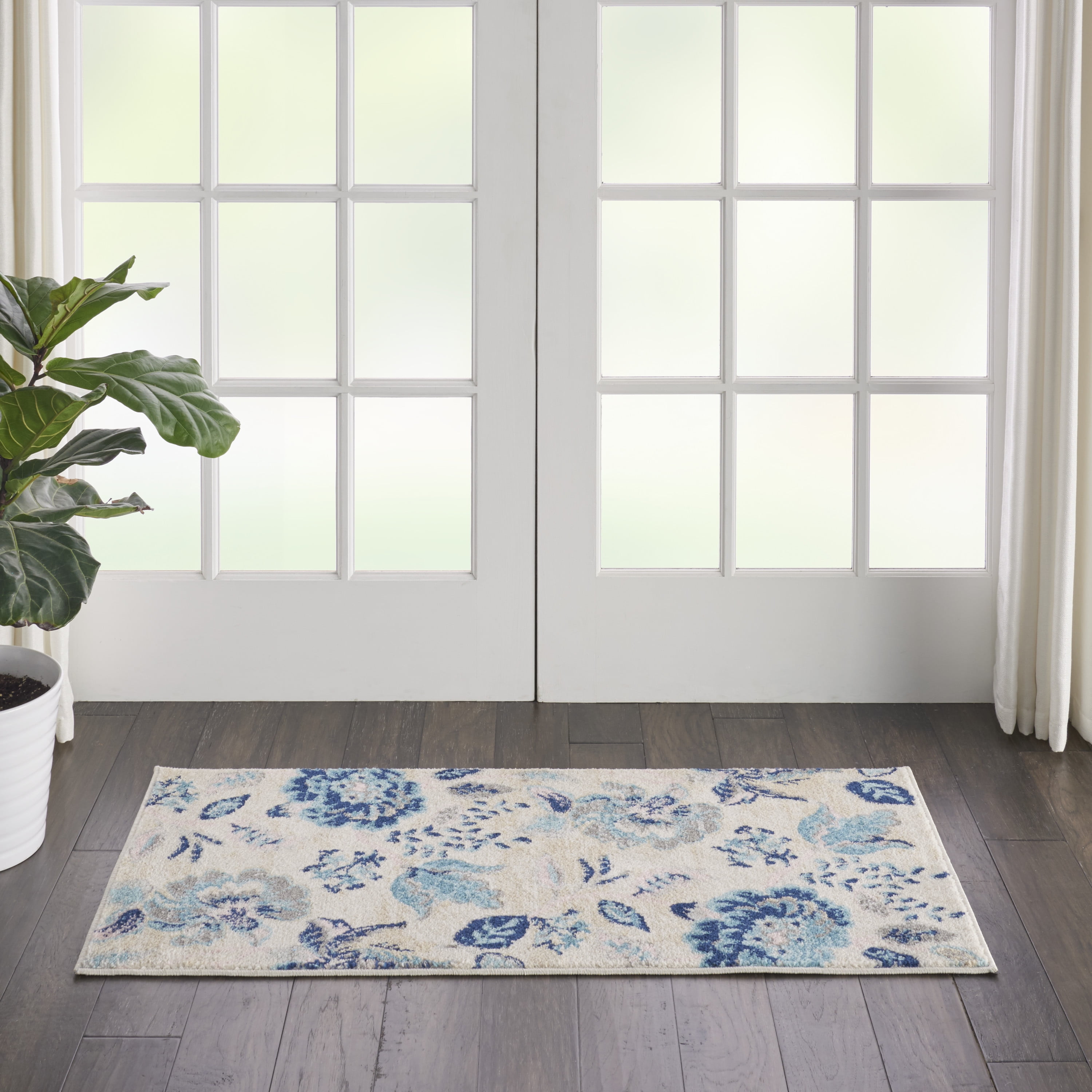 Serene Modern Floral Ivory/Light Blue 2' x 4' Area Rug, (2' x 4 ...