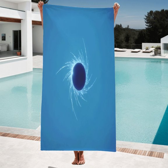 Serene Underwater Pattern Beach Towel - Elegant Feather Design Perfect for Pool Bath and Travel - Ideal for Women