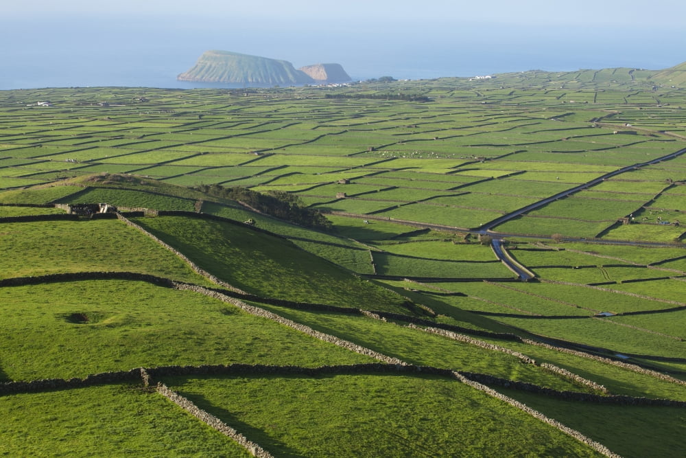 Serra do Cume with Cabras Islets in background Terceira Island Acores Portugal Canvas Art - Carl Bruemmer Design Pics (19 x 12)