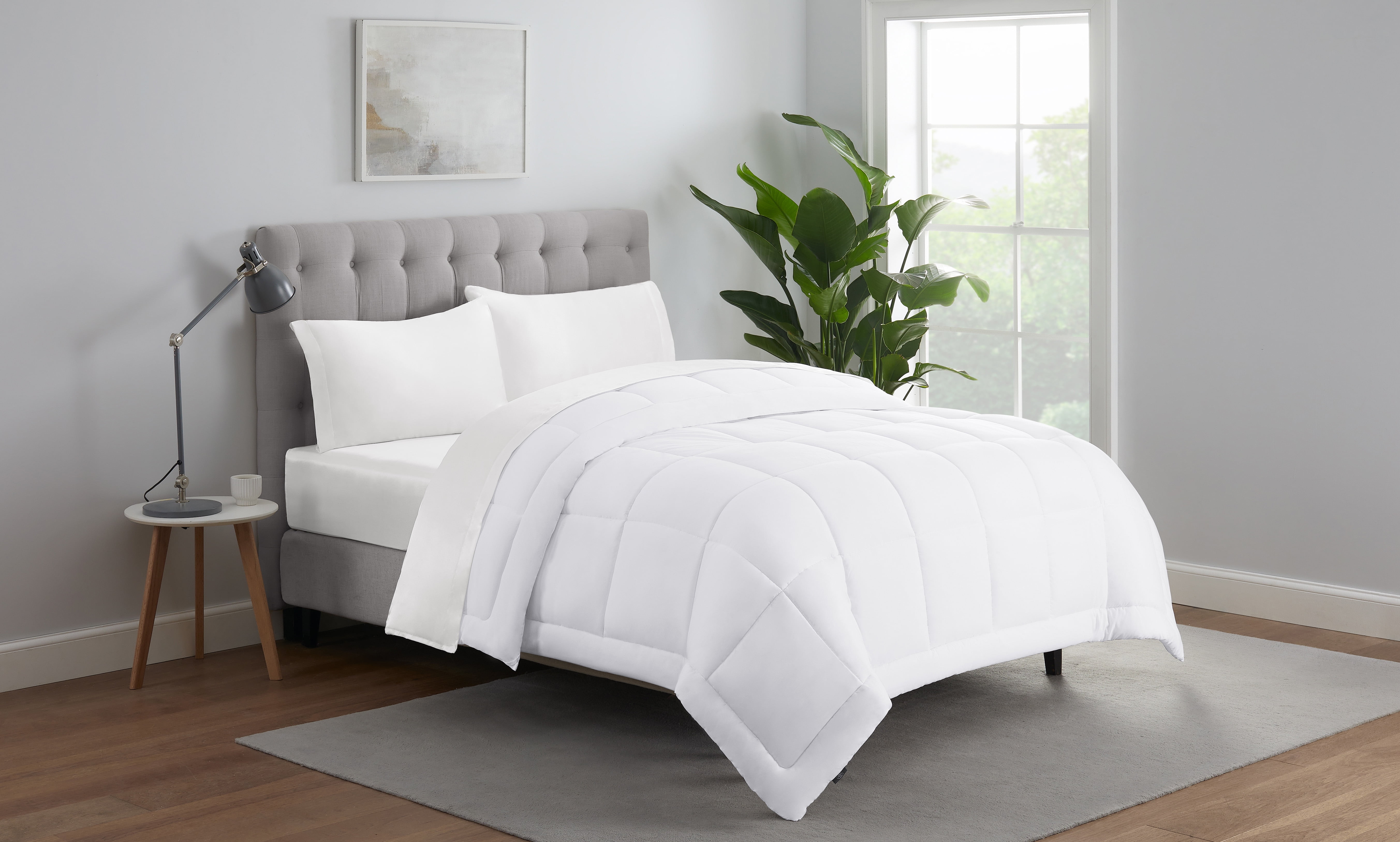 Serta ComfortSure Down Alternative Comforter, Queen, White
