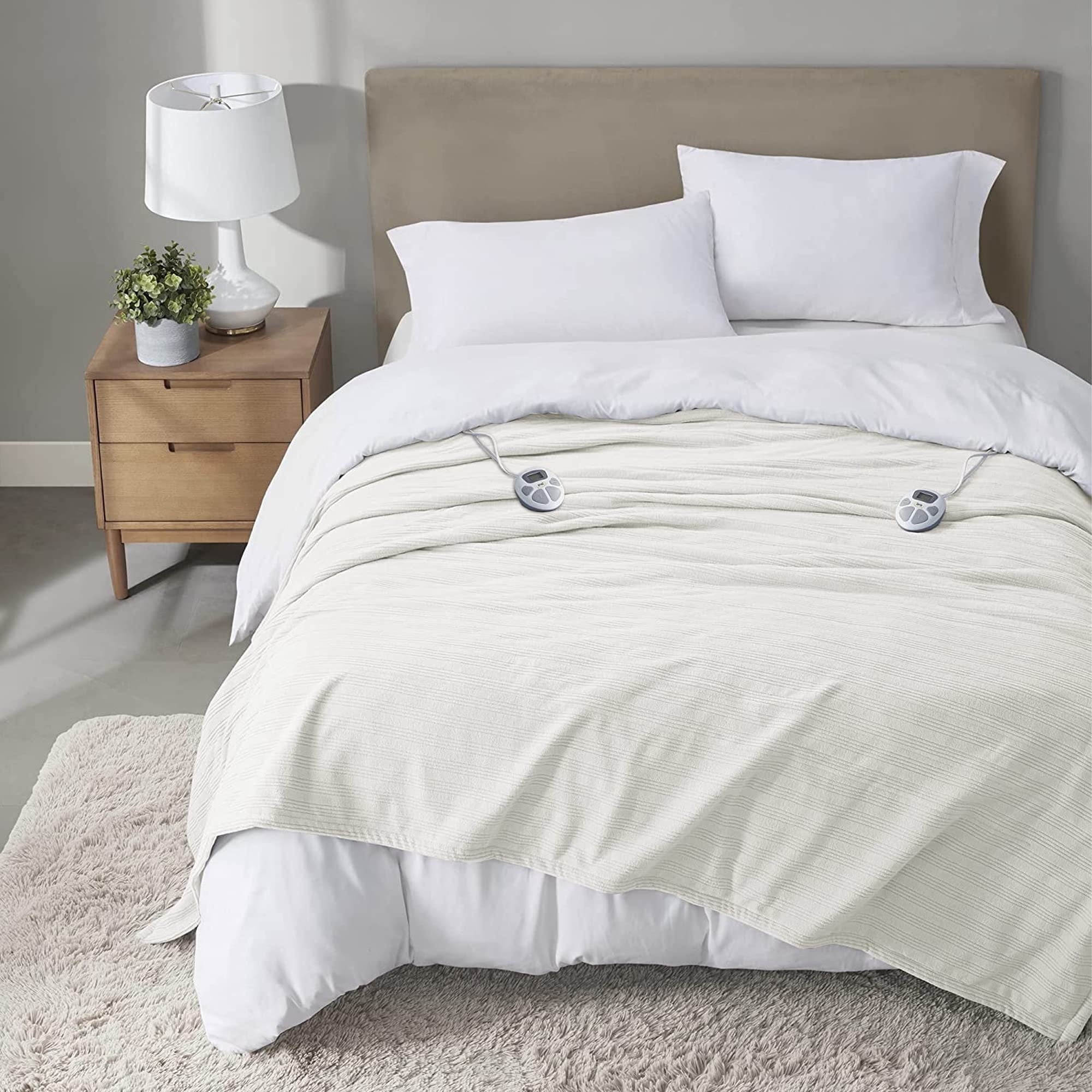 Serta Full Fleece Ultra Soft Electric Throw Heated Blanket for Cold Winter Season Cream