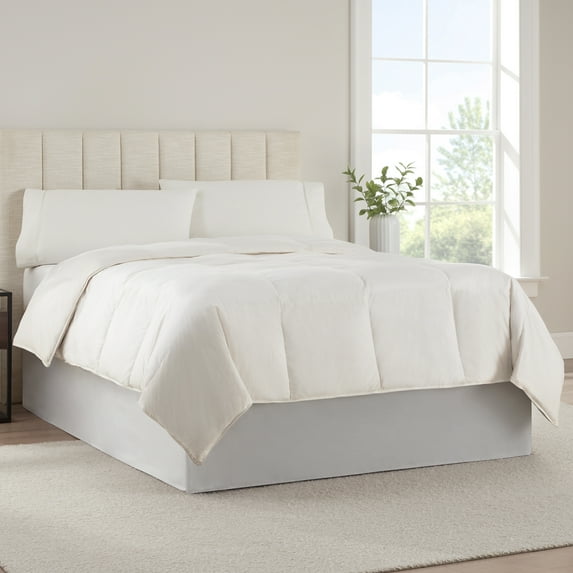 Serta Modern Solid Bed Skirt, Dust Ruffle with 13 Inch Drop, Machine Washable, Full 54 in W x 75 in L, Light Grey