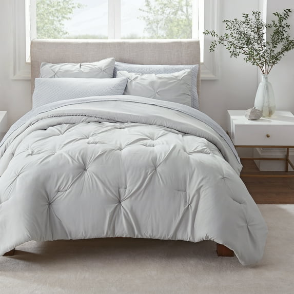Serta Simply Clean 7-Piece Gray Pleated Bed in a Bag, Queen