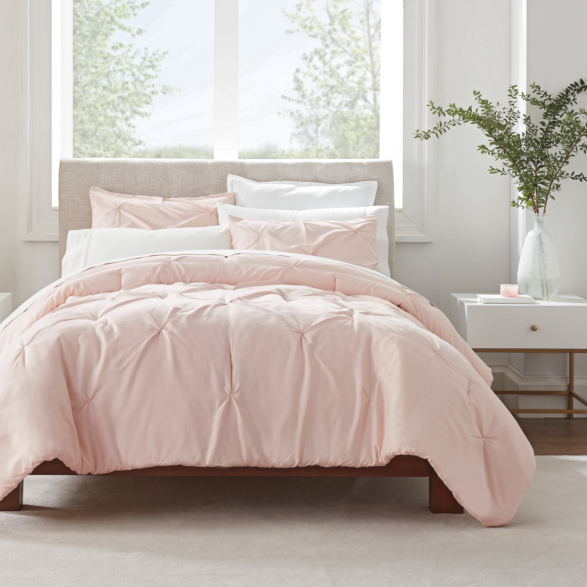 Serta Simply Clean Antimicrobial 3-Piece Blush Pink Solid Pleated Comforter  Set, Full/Queen