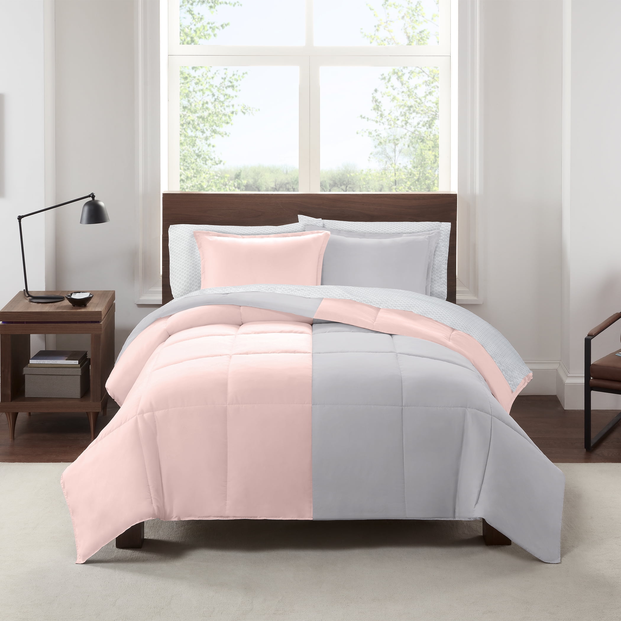 Serta Simply Clean Reversible 7-Piece Comforter Set, Queen