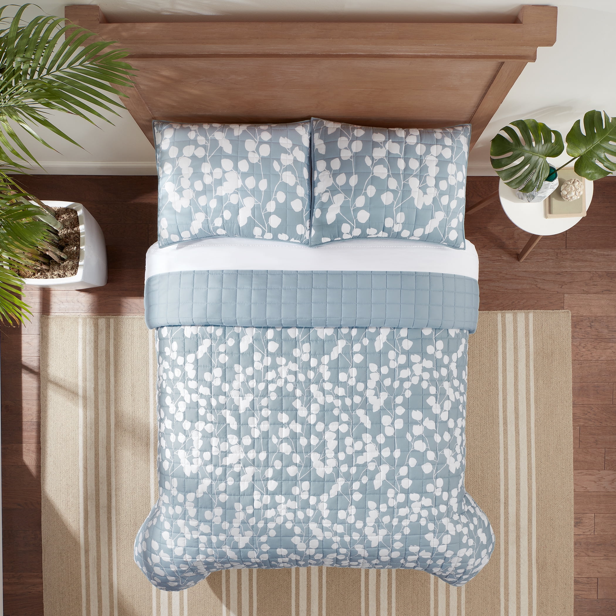 Serta Simply Comfort Ellen Botanical Leaf Quilt Set, Full/Queen (3-Piece)