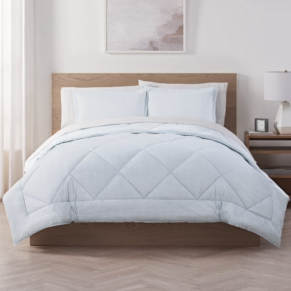 Serta Supersoft Cooling Bed Set, 5 Piece Reversible Bedding Comforter and Solid Sheet Set, Twin/ Twin XL, Illusion Blue
