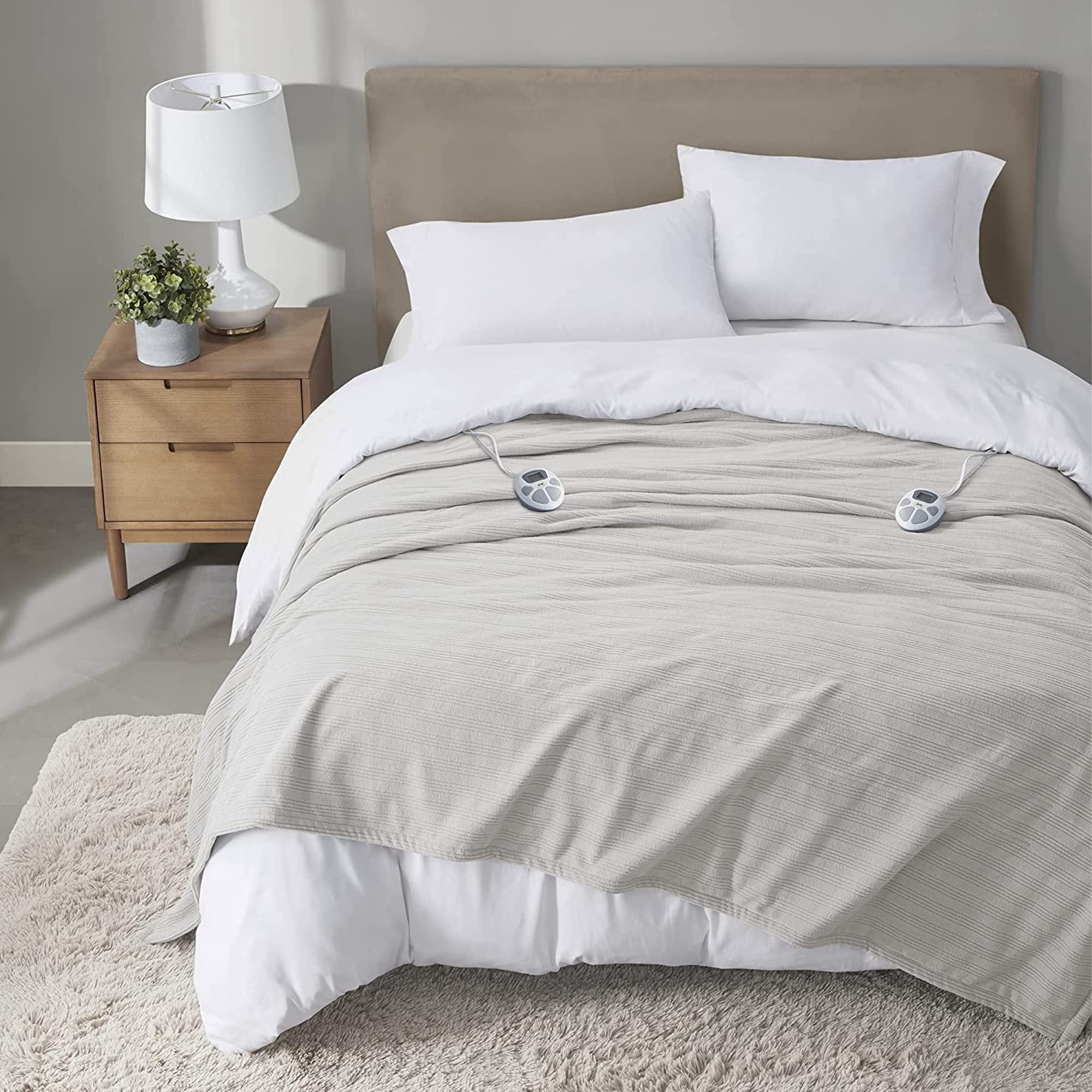 Serta Travis King Fleece Ultra Soft Electric Throw Heated Blanket for