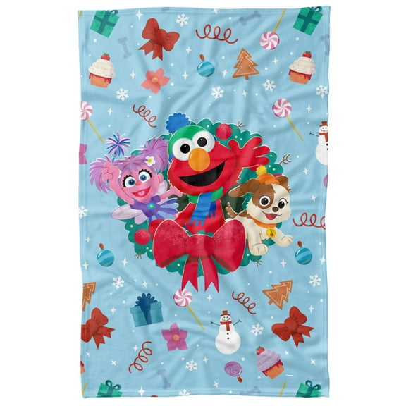 Sesame Street Furry Friends Forever Blanket, 36'x58' Elmo Abby Wreath Fleece Blanket