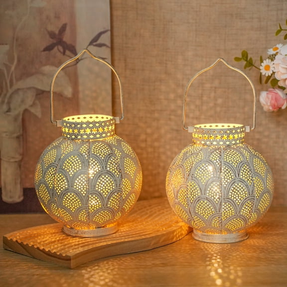 Set of 2 Moroccan Style Metal Table Lamp 7'' High Battery Powered Cordless Lamp with LED Fairy Lights Bulb Perfect for Home Living Room Parties Tabletop Indoors (Cream Scallop)