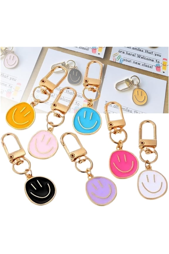 Set of 25 First Day of School Gifts for Students, Smile Keychains Bulk,Enamel Pendants,7 Colors, Welcome to Your New Class Key Chain Gift for Classroom Rewards from Teacher to Students Supplies