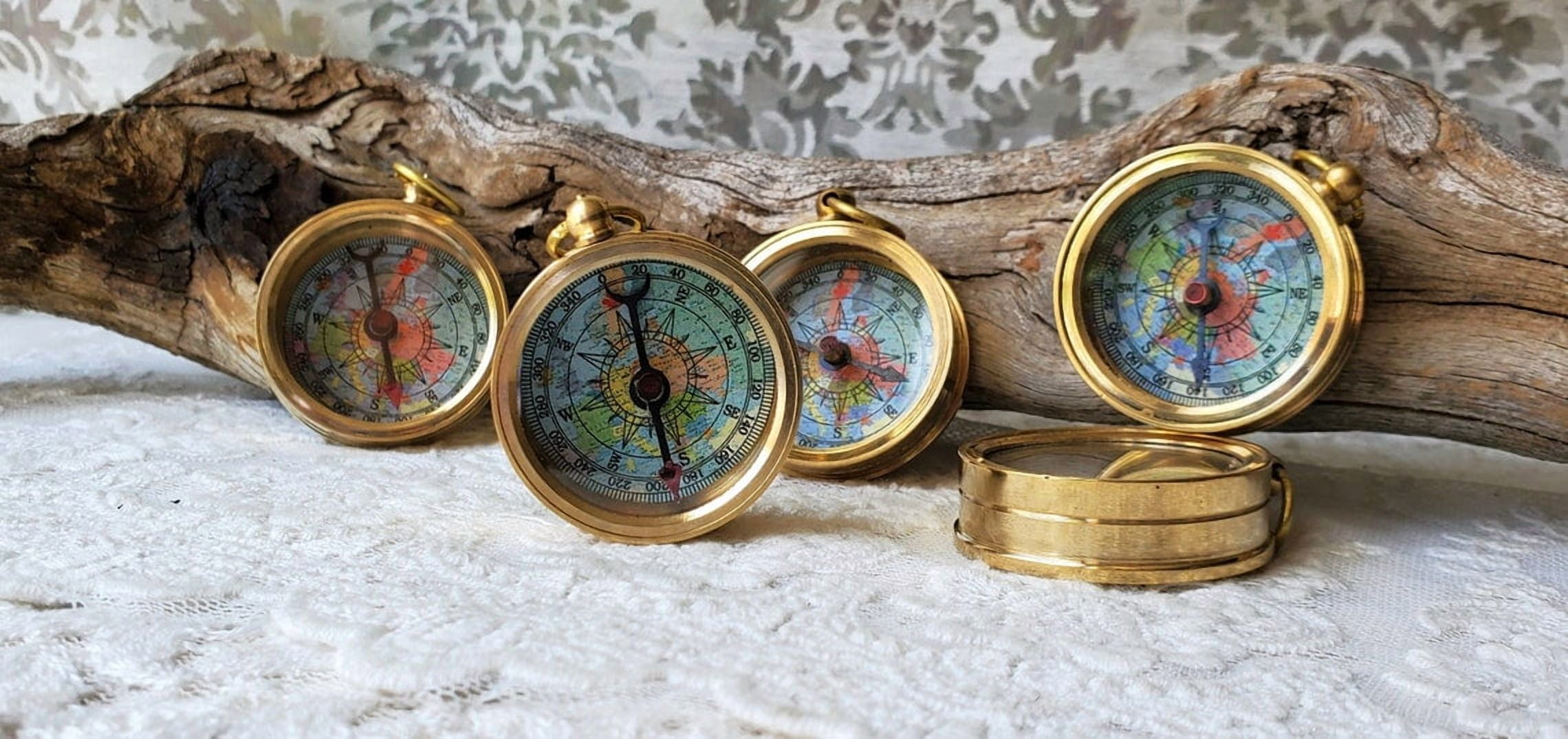 Set of 5 Heavy Brass Magnetic Compasses with World Map Dial | Maritime Treasures | Functional Pocket Compass Gift Set – Collectible Vintage Nautical Look