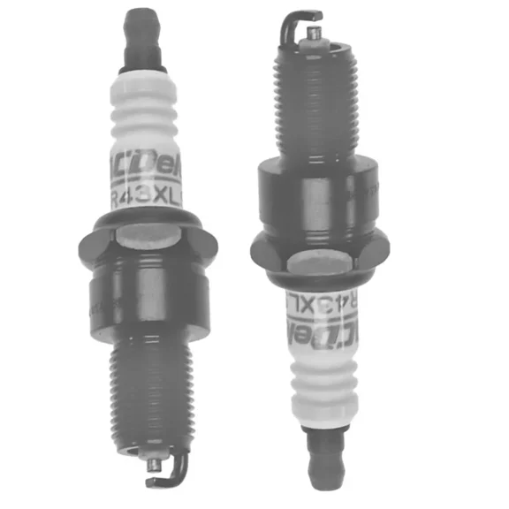 Set Of 2 Spark Plugs AcDelco For Panhard Dyna 1954-1959 PL-17 1960-1962 0.8L H2