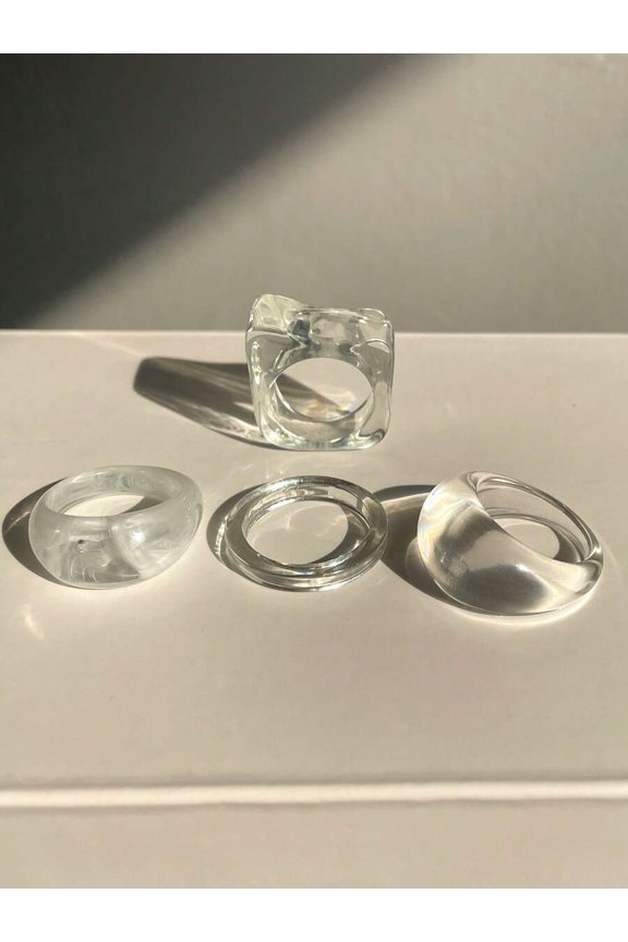 Set Of 4 Clear Transparent Resin Geometric Rings For Women Daily Wear