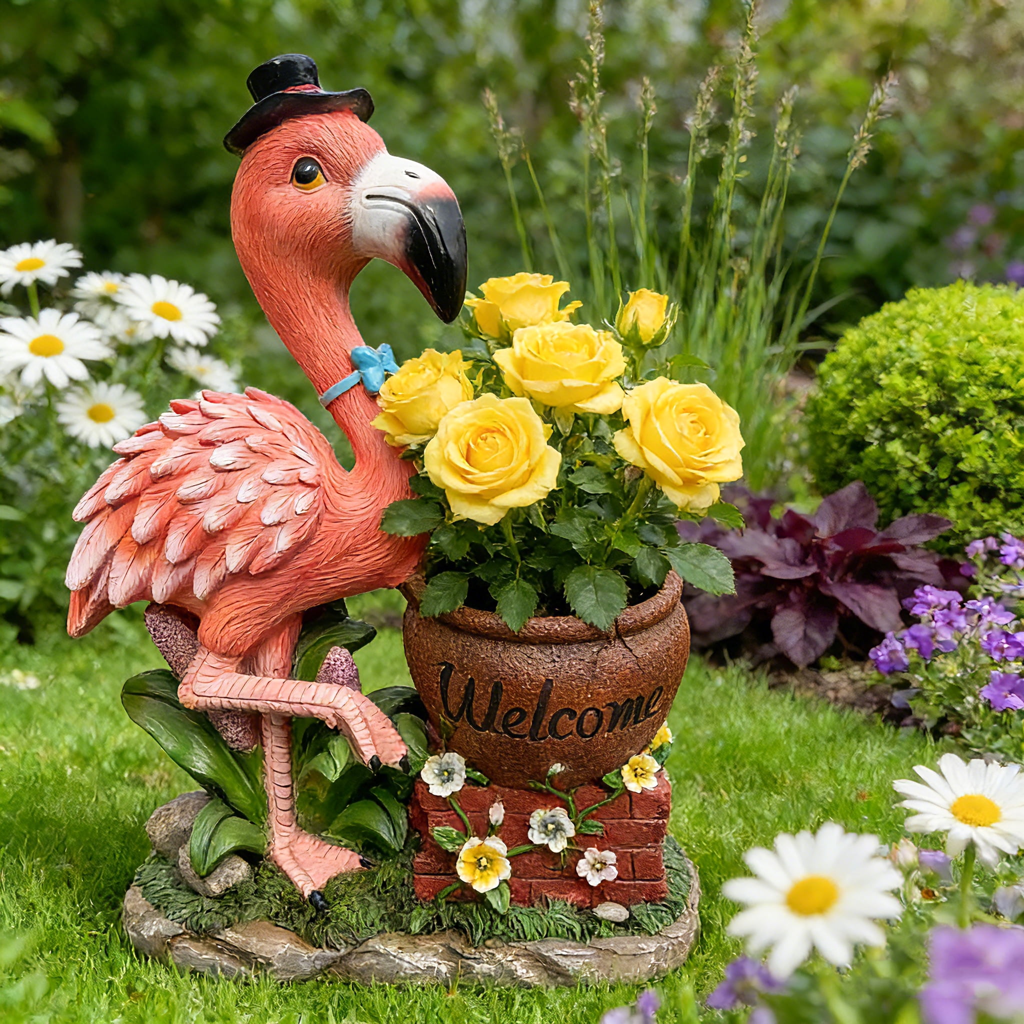 Set of 1 Outdoor Garden Flamingo Sculpture Flower Pot Planter, Pink Resin Yard Statue with Solar Light for Patio Decor，Black Hat