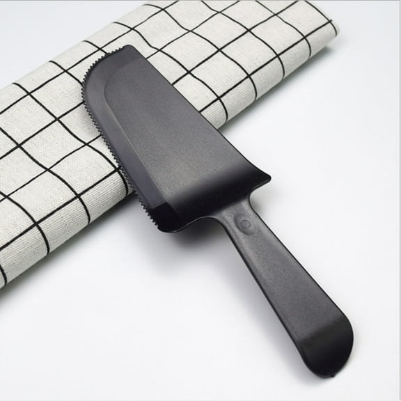 Set of 10 Black Serrated Edge Dessert Cake Disposable Partyware Plastic Knife