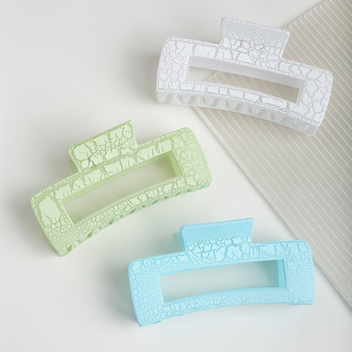Set of 3 sweet frosted cracked square hollow hair claw clips | Simple and fresh rectangular shark clip | Suitable for daily life and beach vacations
