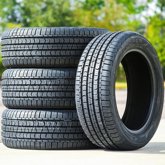 Set of 4 Cooper Discoverer EnduraMax 235/65R17 104H All Weather Tires