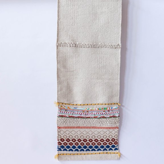 Set of 6 Multi Colored Pattern Textured Table Runner